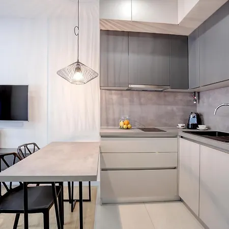 Hugo 2 Apartment *